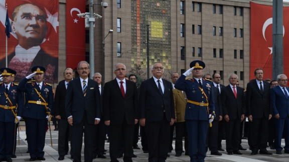 Bakan Avcı, Eskişehir’de 29 Ekim Cumhuriyet Bayramı Etkinliklerine Katıldı