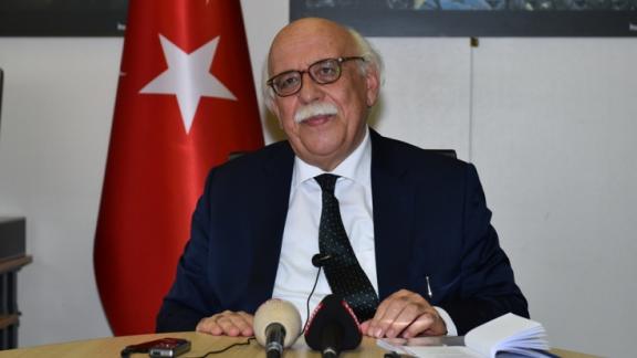 Bakan Avcı, Paris’te basın mensuplarıyla bir araya geldi