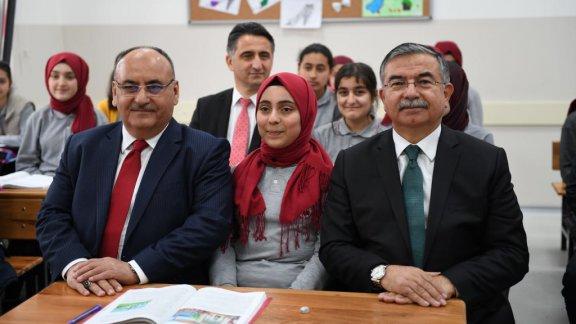 Bakan Yılmaz: 2019 yılının sonuna kadar ikili eğitimi kaldıracağız